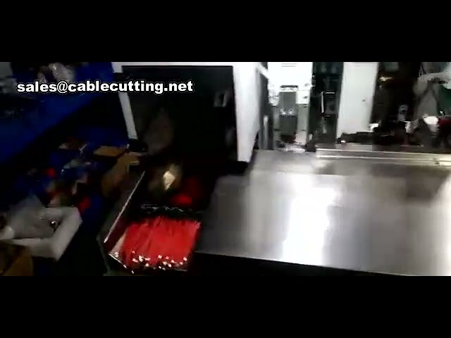 Mesin Serbaguna: Penyisipan Selang Susut, Pemanasan, dan Crimping Terminal Kawat