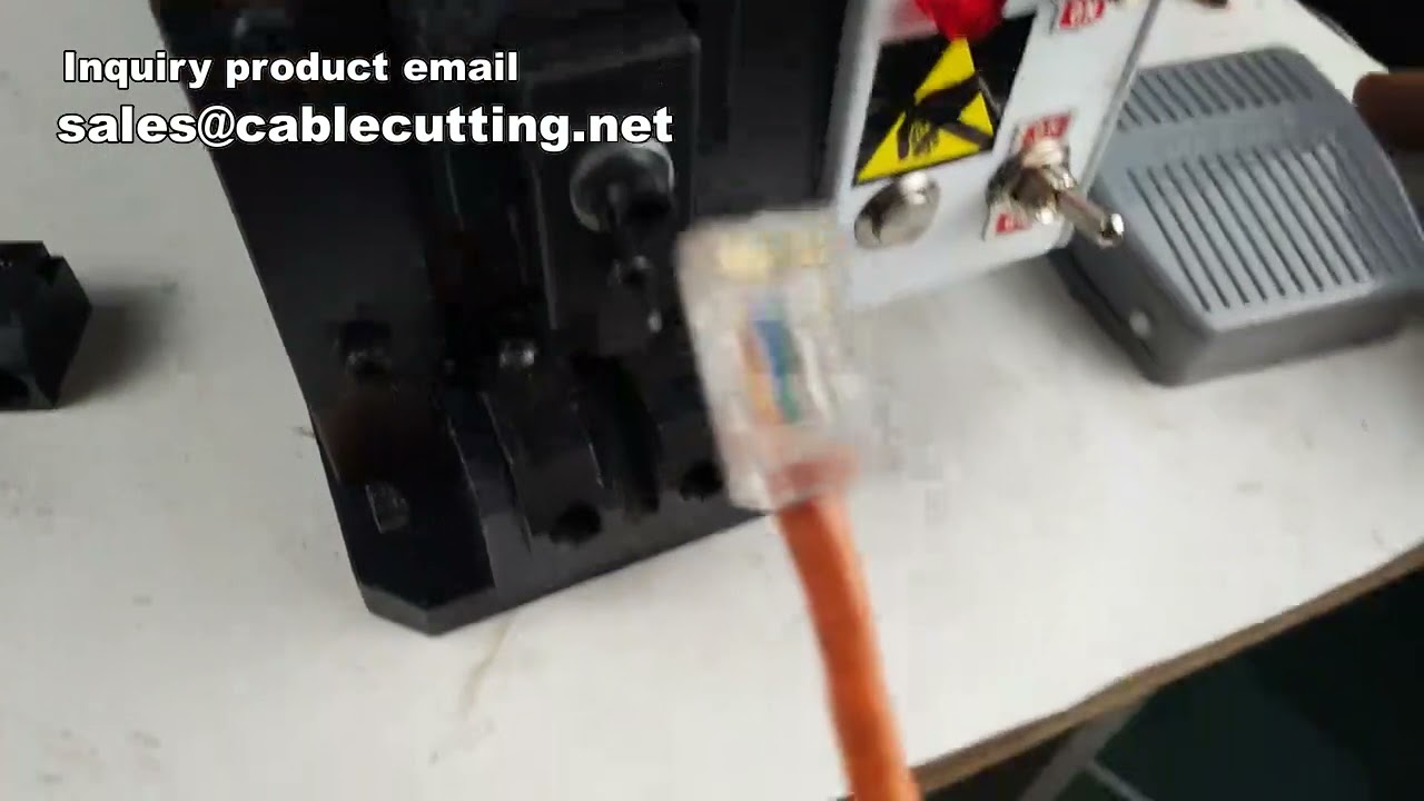 Mesin Molding Kabel Cat6e RJ45 | Mesin Kepala Kristal | Mesin Pembuat Kabel Jaringan Cat6e