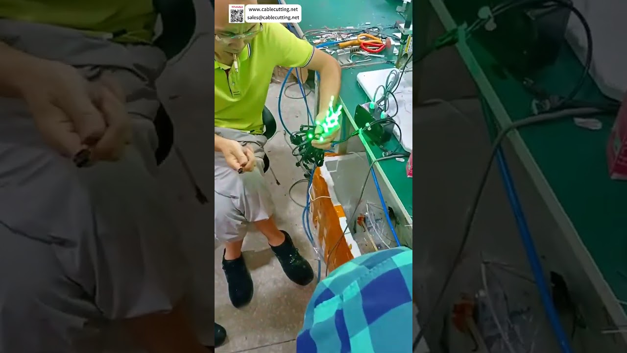 Mesin Solder Semi Otomatis – Solusi Pengelasan Ideal untuk Lampu Daun LED 7 Warna di Lokasi