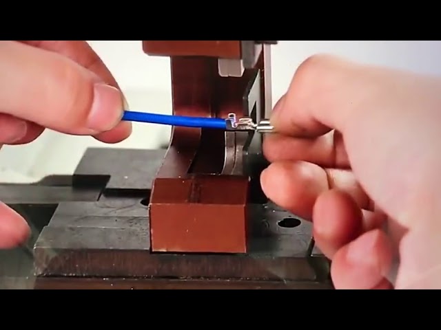 Cetakan OTP Kustom untuk Aplikator Terminal – Die Crimping Horizontal & Vertikal yang Dapat Disesuaikan