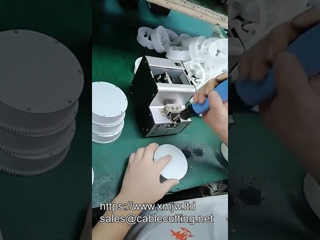 Obeng Otomatis Craftsman dengan Sistem Umpan Sekrup untuk Semua Tipe M1 hingga M5