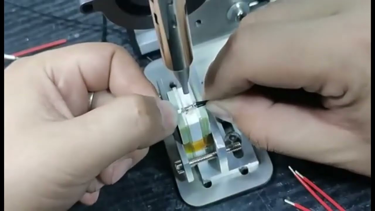 Mesin Soldering Semi Otomatis 15V 3A untuk AUX, DC, USB, dan Lampu LED
