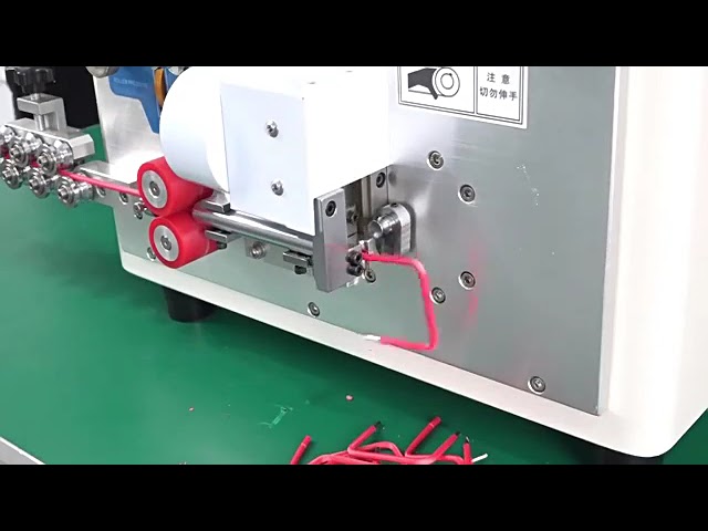 Mesin Kupas Kawat Otomatis & Pembengkok Kabel Pneumatik 2 Roda 30-90mm dengan Layar Sentuh
