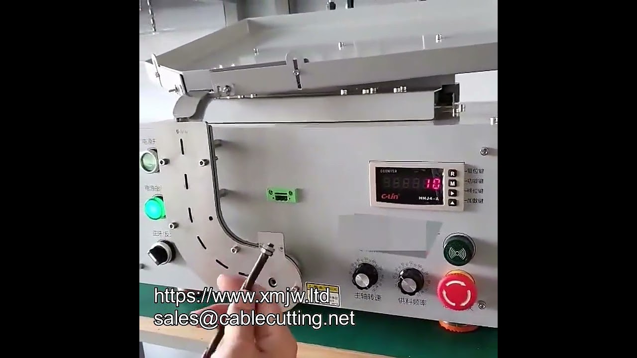 Mesin Perakitan Mur Otomatis Penuh dengan Pengencangan Sekrup Elektrik Presisi