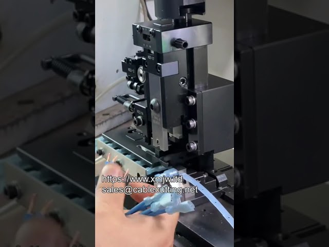 Mesin Gulungan Terminal Horizontal untuk Terminal Pra-Isolasi Tipe Reel Tape